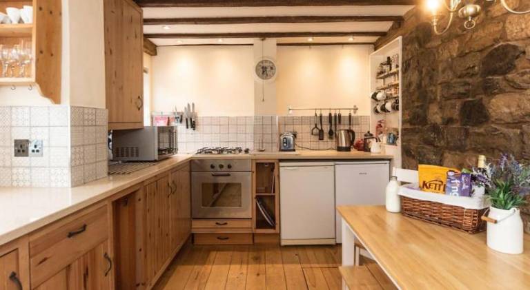 House with 3 rooms for 5 persons — photo 4