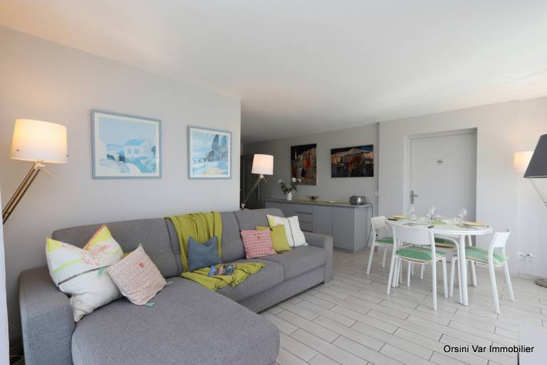 Family-oriented beautiful apartment with pool & terrace | Sea view | Pets are welcome — photo 5