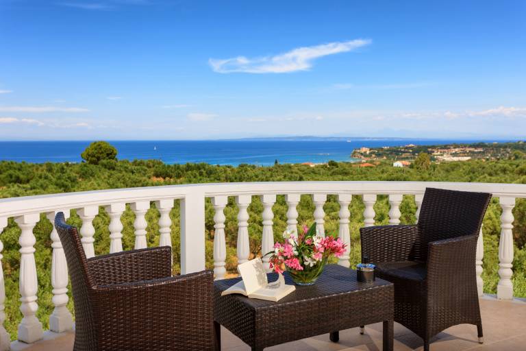Family-friendly big villa with heated pool, garden & terrace | Garden view | Beach nearby | Suitable for remote work | Pet-friendly — photo 3