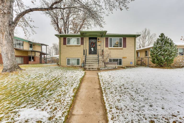 Dog-Friendly Denver Apartment w/ Shared Yard! — photo 3