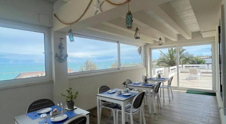 B&B TORRE AZUL FRONTEMARE - Bisceglie — photo 3
