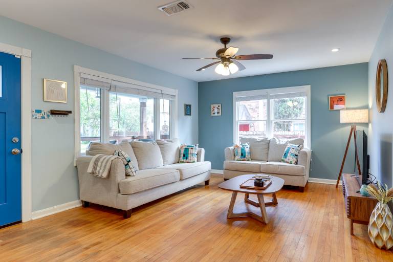 Near Beach! Galveston Family Gem w/ Playground — photo 4