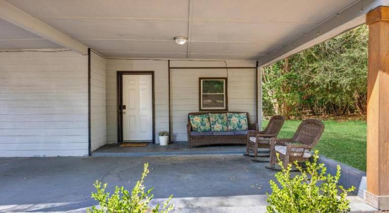 House with hot tub | Good for workation | Pet-friendly — photo 3