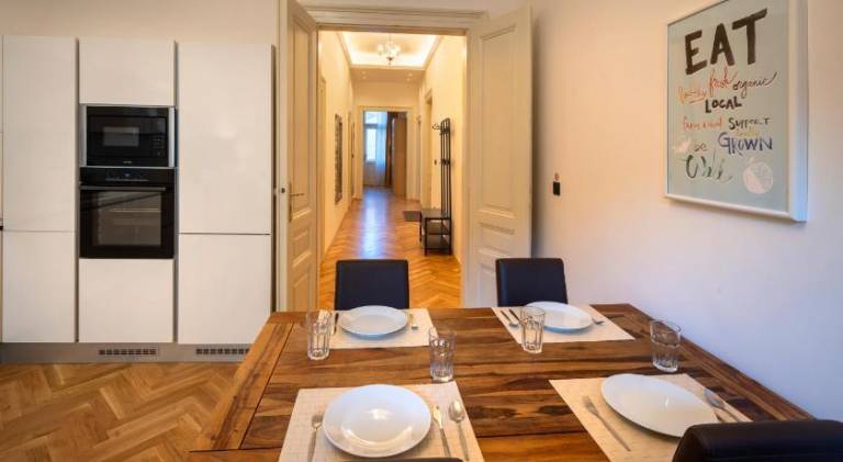 Holiday apartment | Near Prague astronomical clock — photo 3
