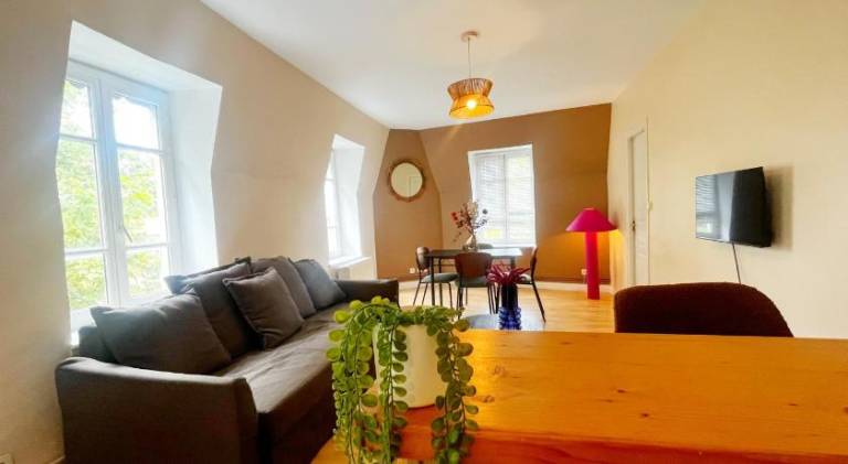 Holiday apartment with 2 rooms for 6 persons in Lyon