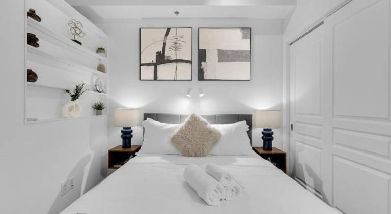 Rental apartment | Suitable for remote work in Montréal, QC