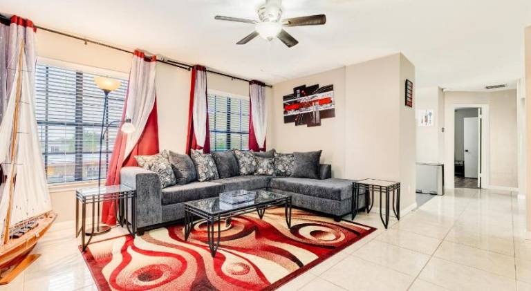 Rental apartment with 3 rooms for 6 persons — photo 3