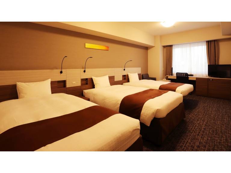 Smile Hotel Premium Osaka Honmachi