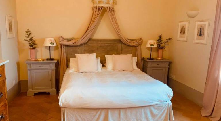 Serviced apartment with yard, terrace & pool | Pets are welcome in San Casciano dei Bagni