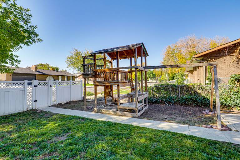 2 Mi to Gardner Village: Family Gem w/ Fenced Yard — photo 3