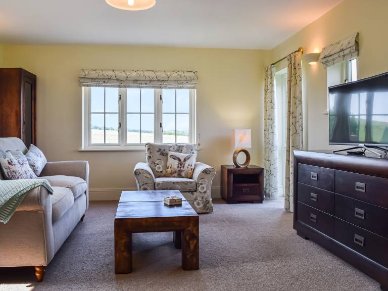 Children-friendly charming cottage with garden | River view | Pets allowed — photo 3