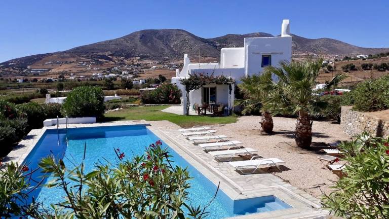 Villa Paros