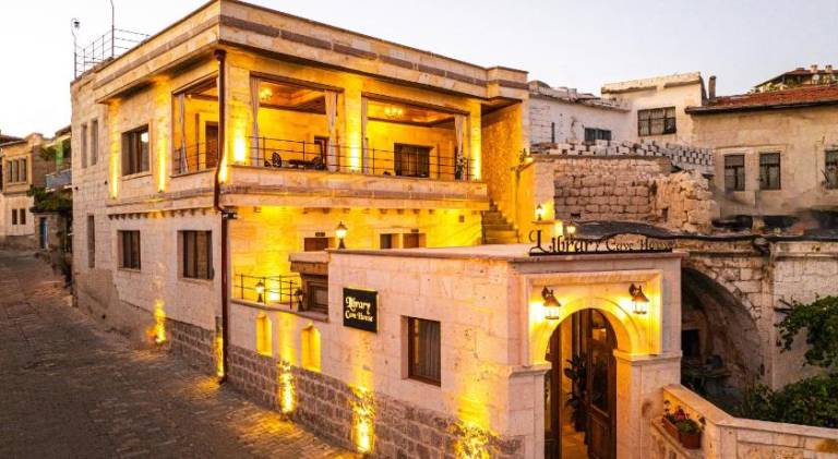 Library Cave House in Ürgüp