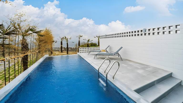 Pohang Uni’s Ocean Pool Villa in Pohang