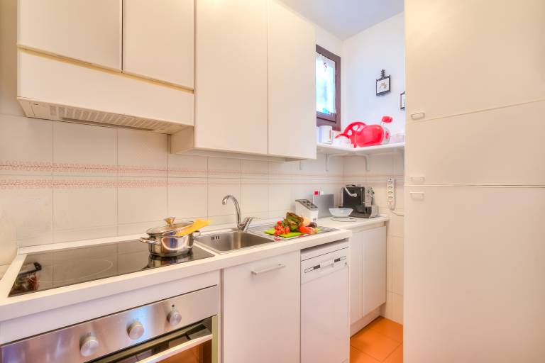 Holiday apartment with patio | Lake view — photo 4
