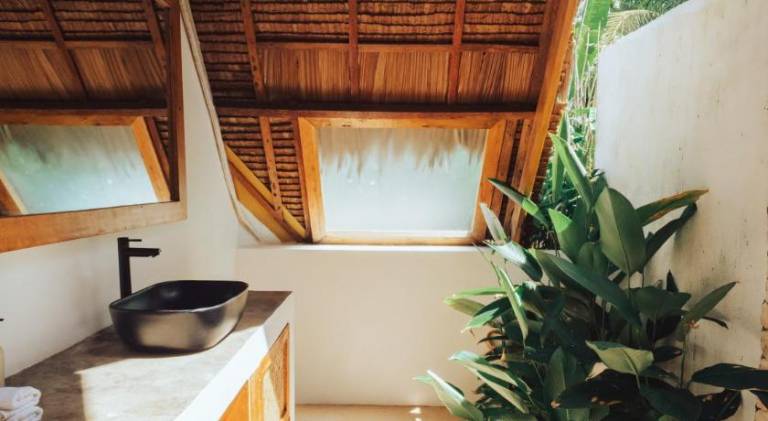 Villa with patio, private pool & garden — photo 4