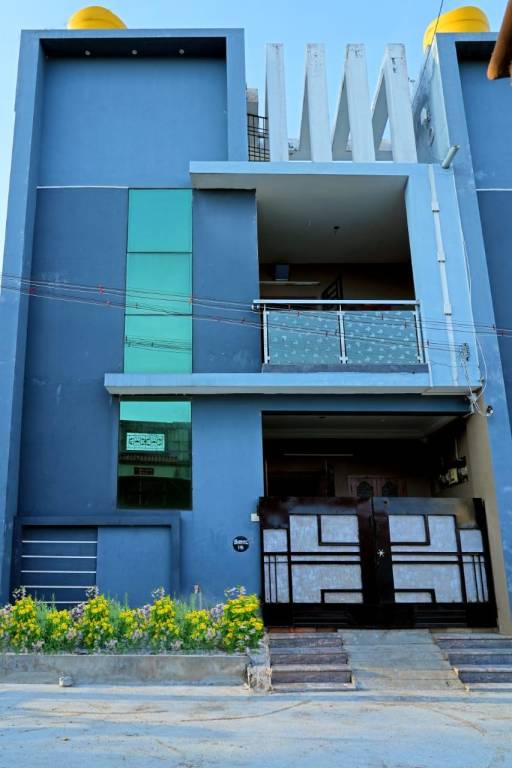 YAATHRA HOME