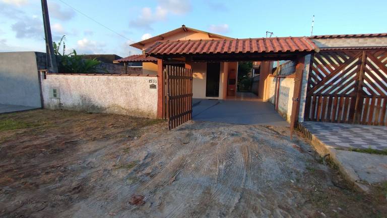 House  Raul Cury