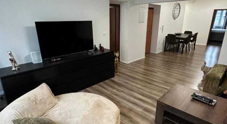 Spacious 3-Bedroom Apartment in the Historic Old Town Parking in Bratislava