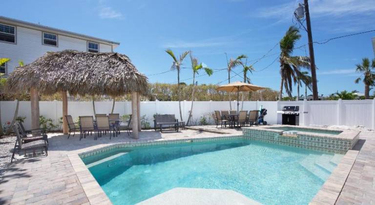 House with pool | Beach nearby | Dogs allowed — photo 4