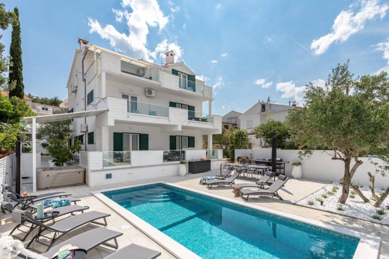 Apartament  Okrug Gornji