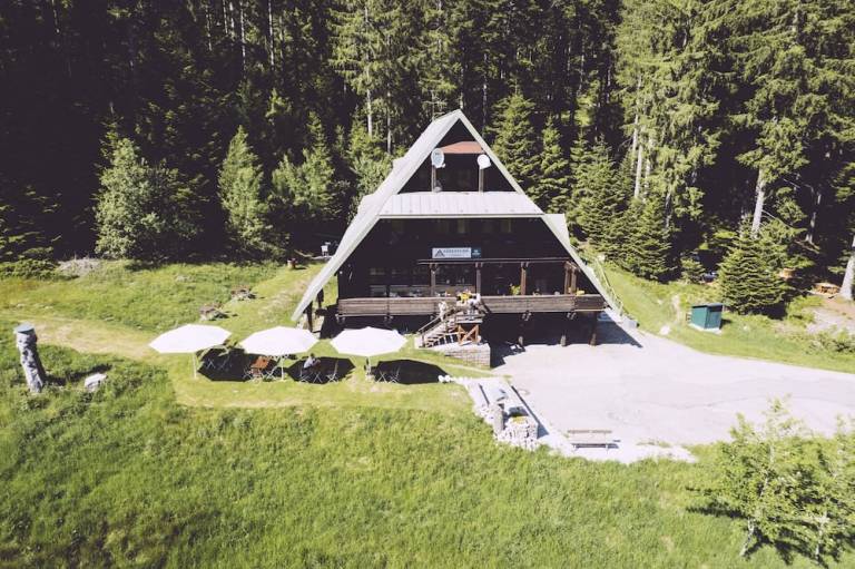 EDELFUCHS LODGE