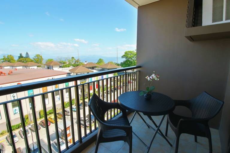 Condo  Tagaytay