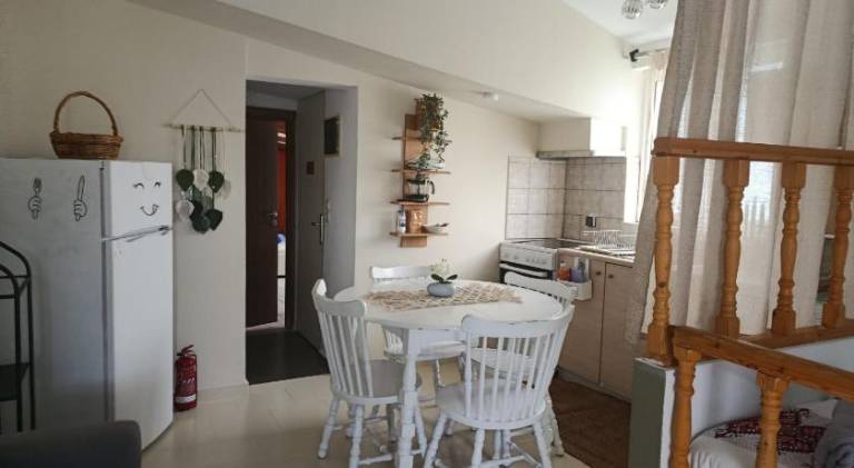 House with private pool, terrace & yard — photo 4