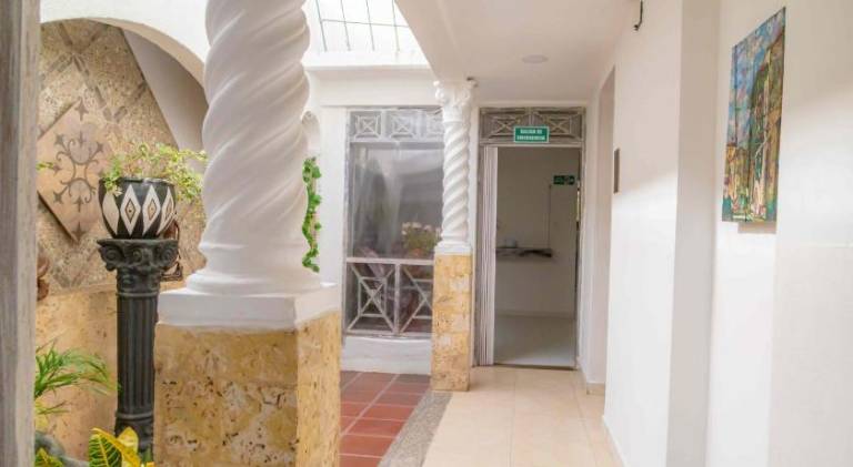 Luna Cartagena Airport Hotel — photo 3