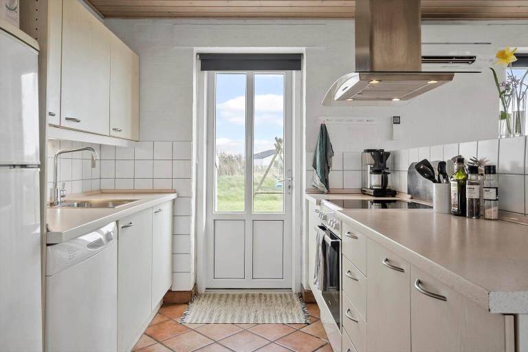 House with jacuzzi, terrace & sauna | Pet-friendly — photo 3