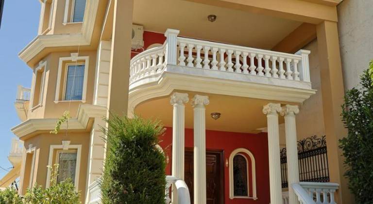 Fully equipped villa with barbeque, garden & patio | Perfect for remote work | Pet-friendly — photo 3