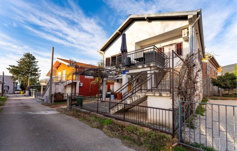 Apartament Karin Gornji