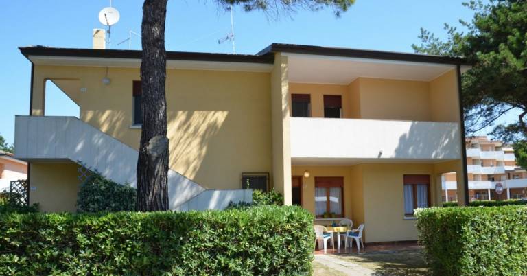 Rental apartment with terrace & pool — photo 5