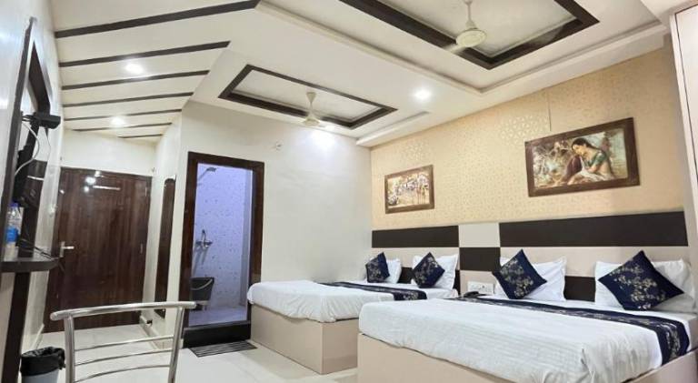 OYO Flagship 76290 Hotel Siddhi Vinayak — photo 2