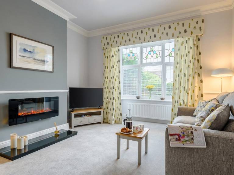 Holiday apartment with yard in Conwy