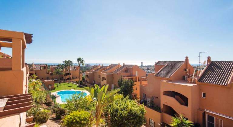 RentAndHomes Marbella Golf Elviria — photo 2