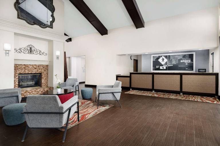Hampton Inn & Suites Ft. Wayne-North — photo 3