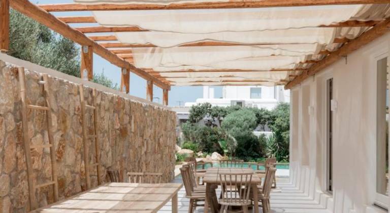 Ample villa with yard, private pool & terrace | Beach nearby | Pets allowed — photo 4