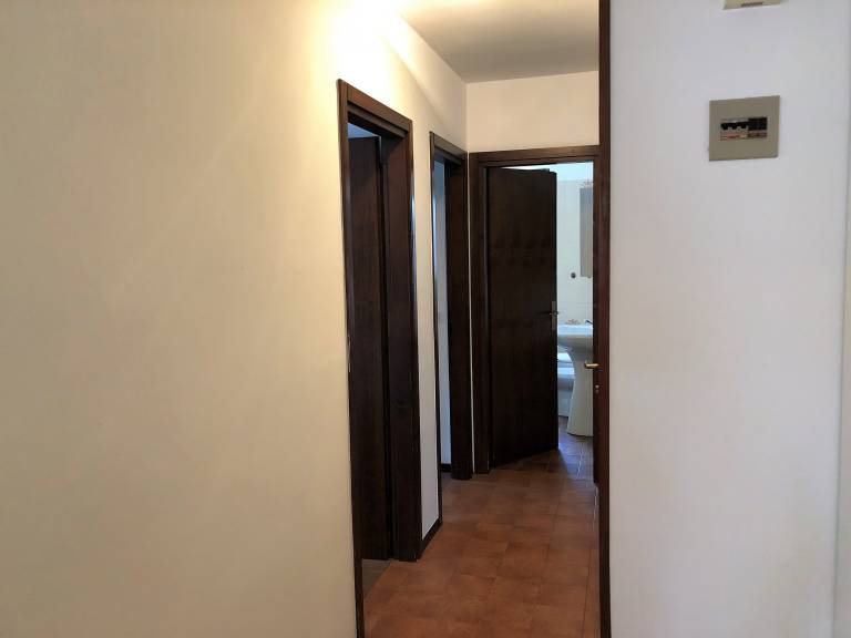 Rental apartment with yard — photo 5
