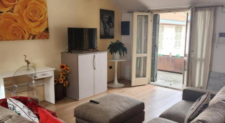 Big holiday apartment with patio & jacuzzi | Pet-friendly — photo 2