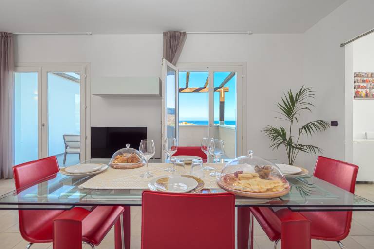 Aparthotel with terrace | Garden view in Golfo Aranci