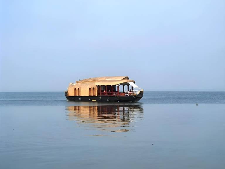 80 m&sup2; Hausboot