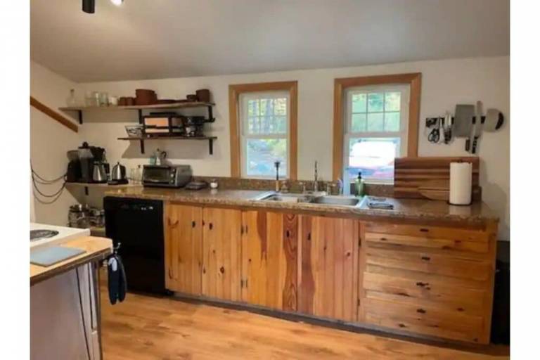 Cabin Stratton