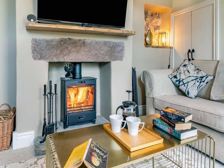 Family-oriented cottage with yard | Pets are welcome — photo 5
