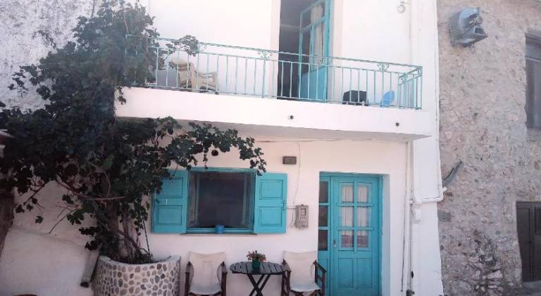 Vacation home with patio in Rethymno