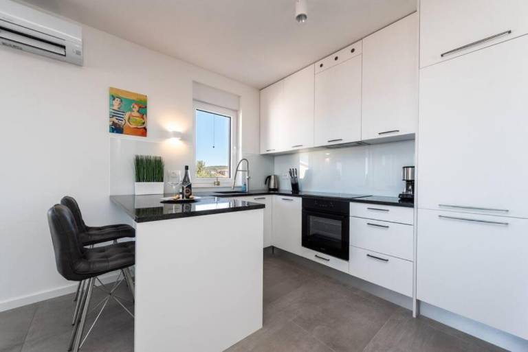 Rental apartment with patio | Sea view — photo 3