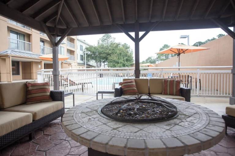 Courtyard by Marriott Memphis East Bill Morris Parkway