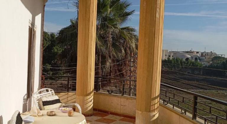 Lovely holiday apartment with barbecue, yard & hot tub | Dogs allowed — photo 2