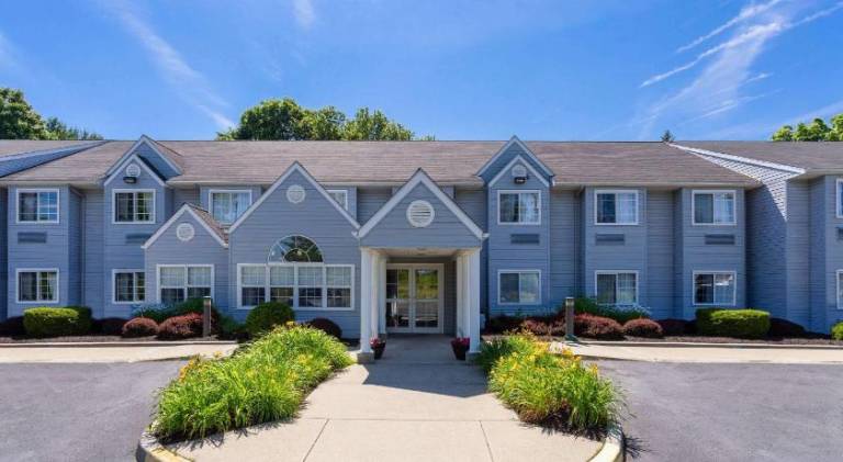 Microtel Inn & Suites by Wyndham Bethel Danbury