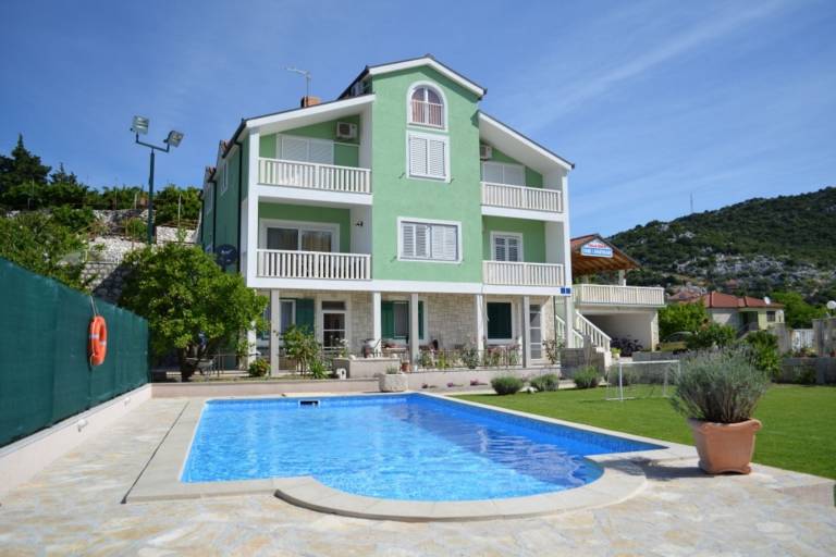 Maison de vacances Ploče